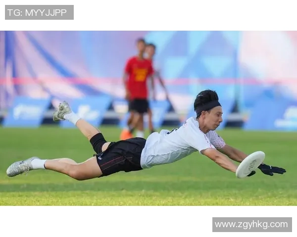 成都飞盘队与深圳飞盘队的速度较量赛后分析与战术总结 成都飞盘队与深圳飞盘队的速度较量赛后分析与战术总结